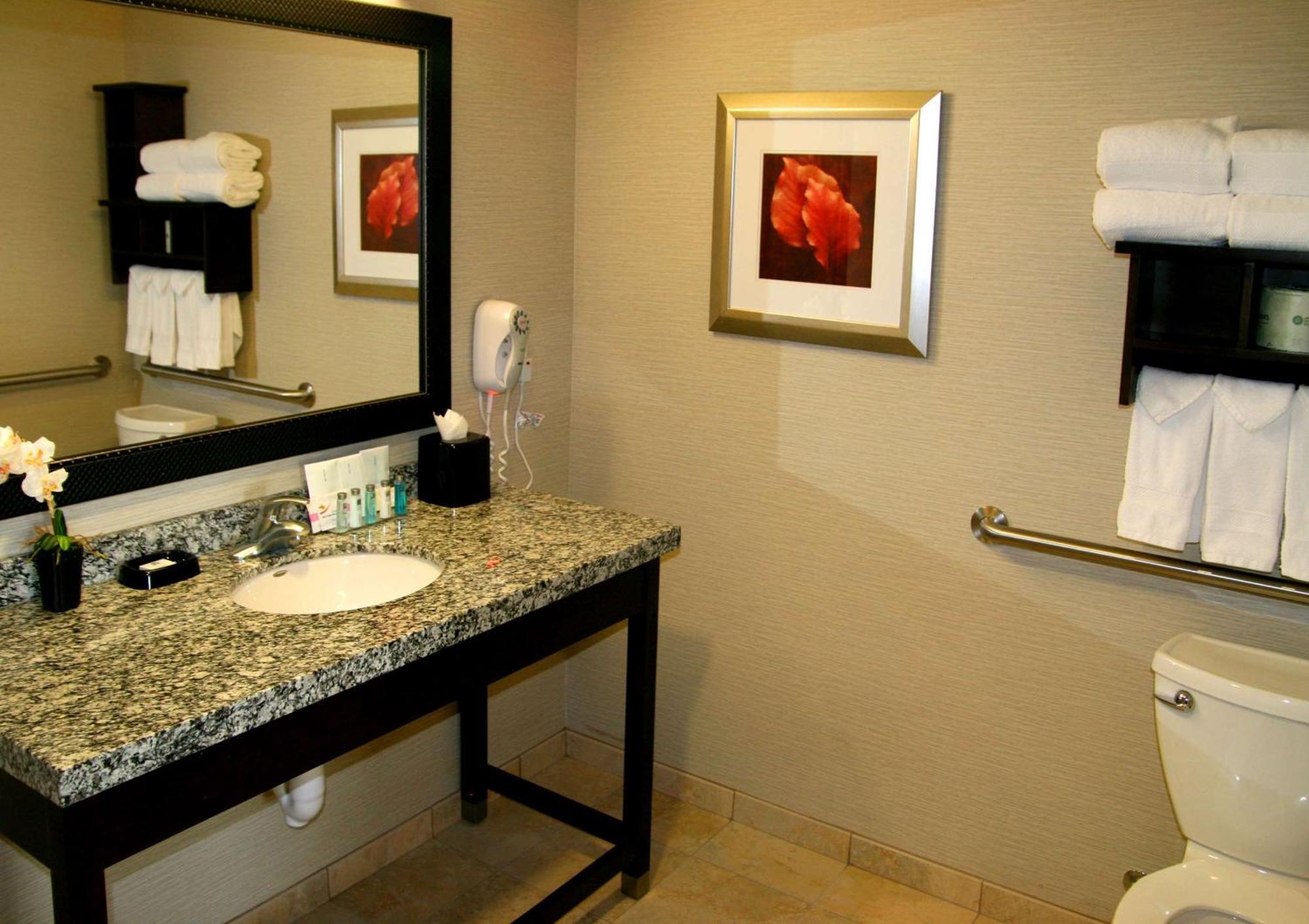 Hampton & Salt City-university/foothill Drive Hotel