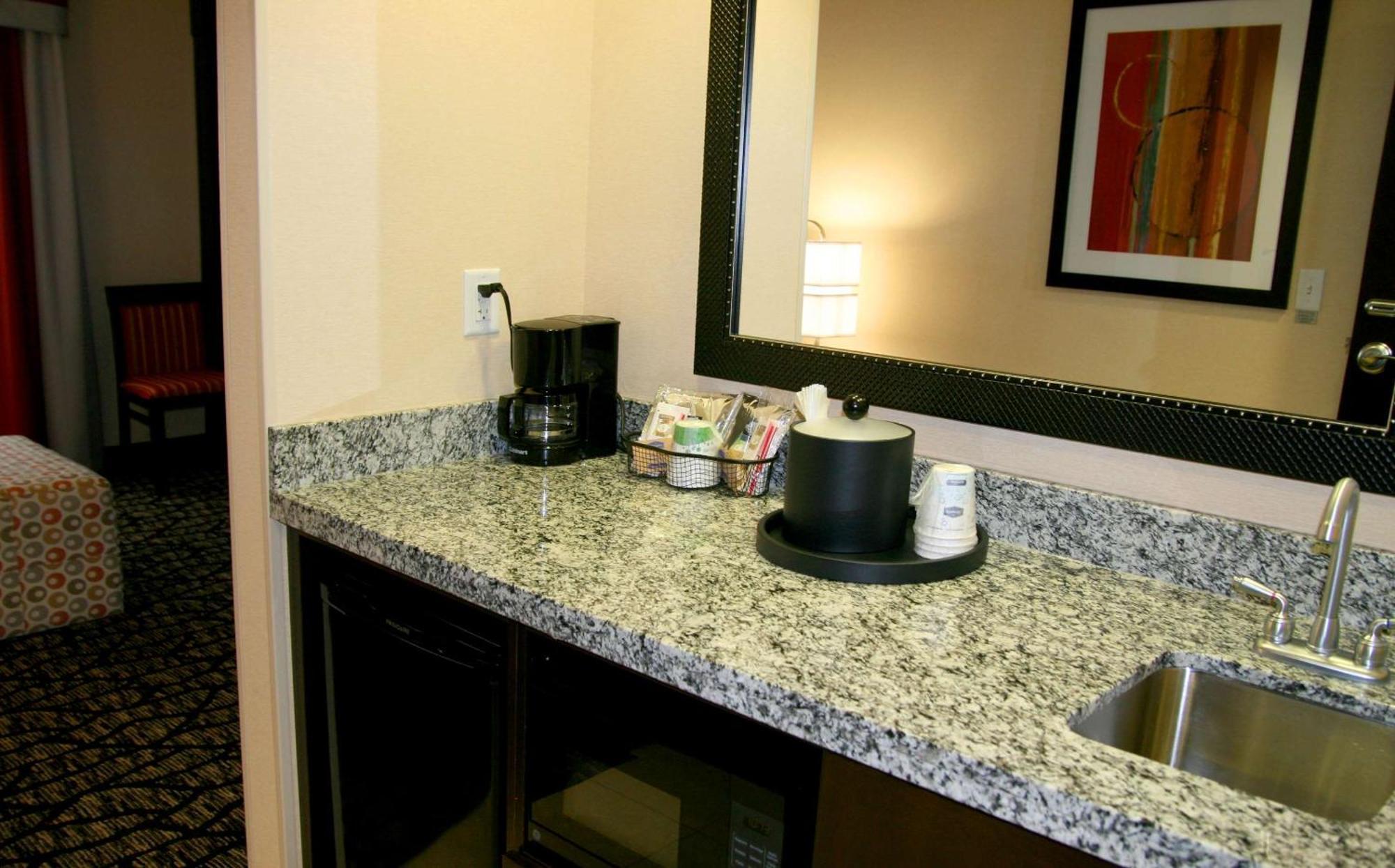 Hotel Hampton & Salt City-university/foothill Drive